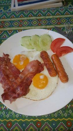 Meaw Cafe & Restaurant